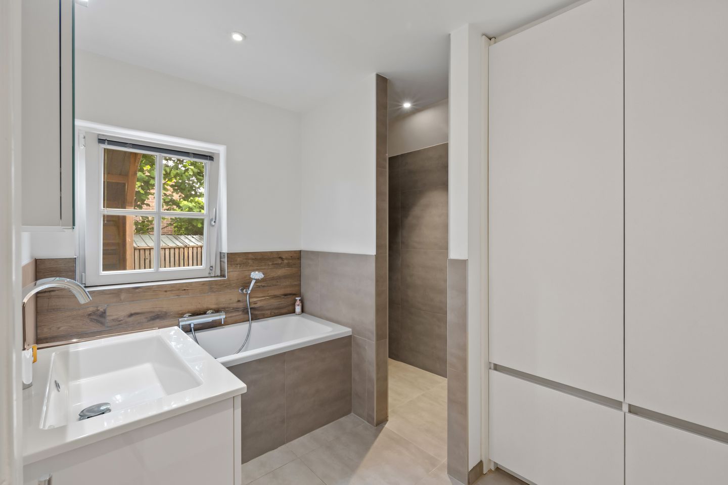 Foto 20 van van Glymesstraat 30