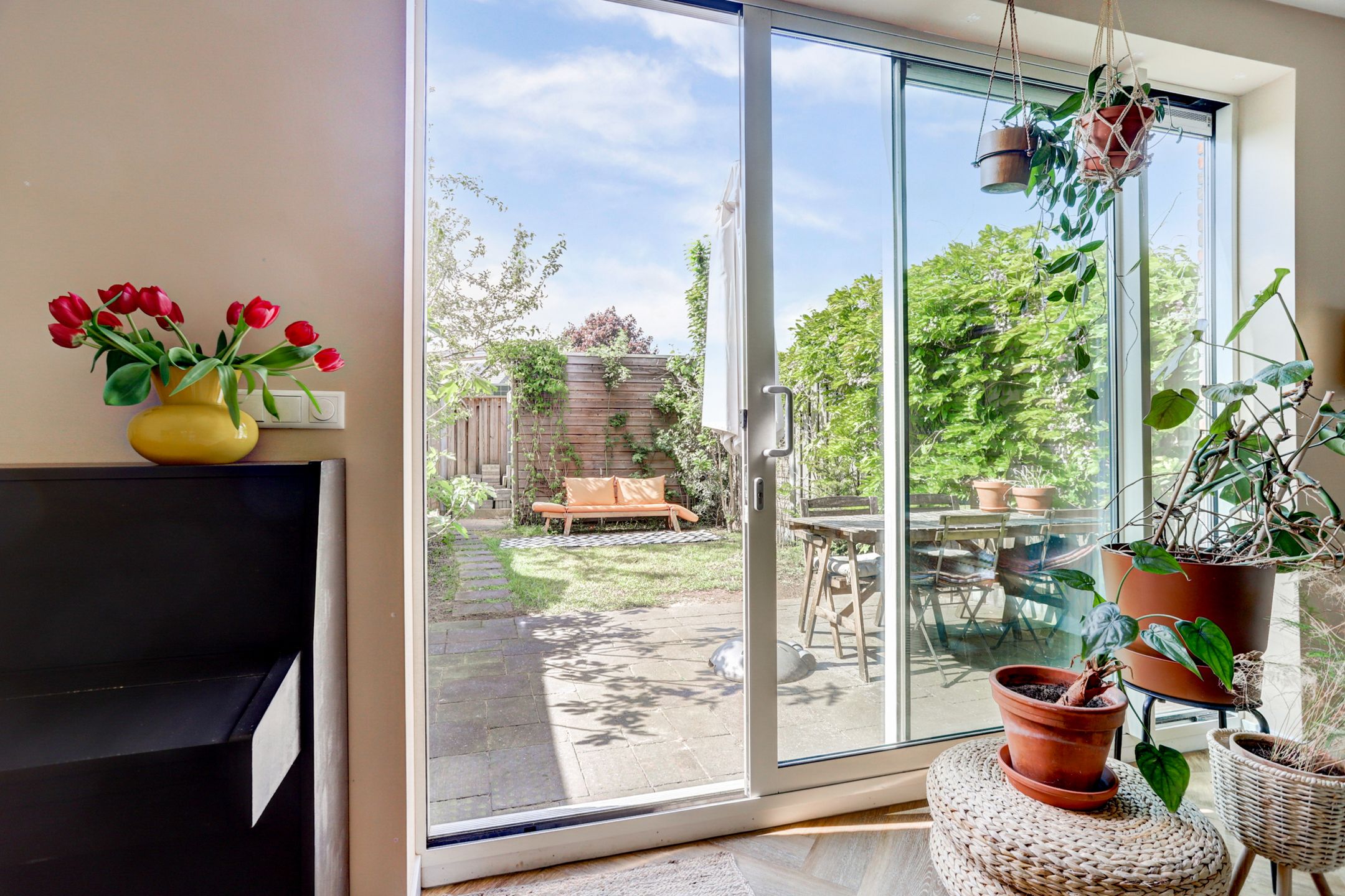 Foto 9 van Annie M.G. Schmidthof 13