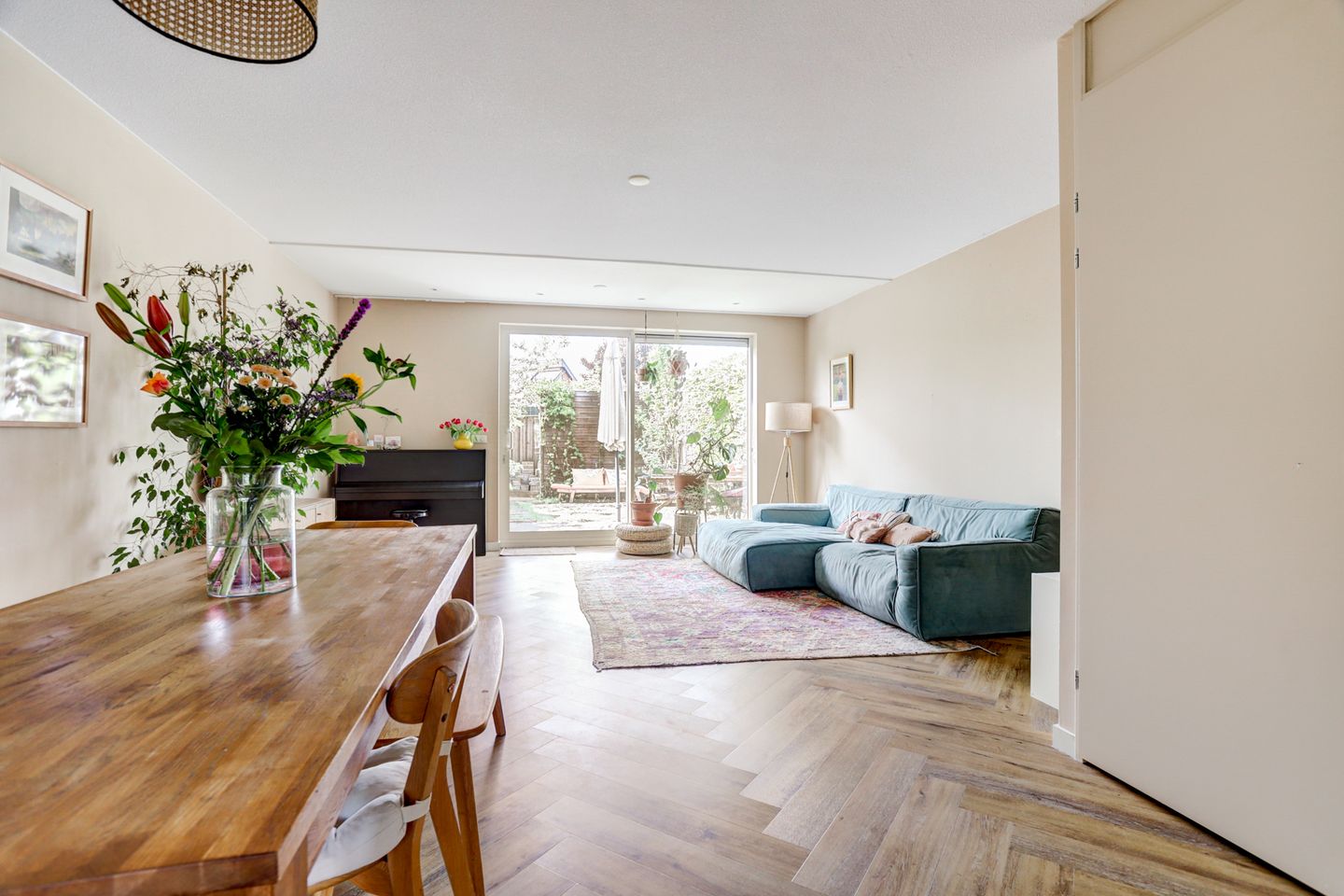 Foto 10 van Annie M.G. Schmidthof 13