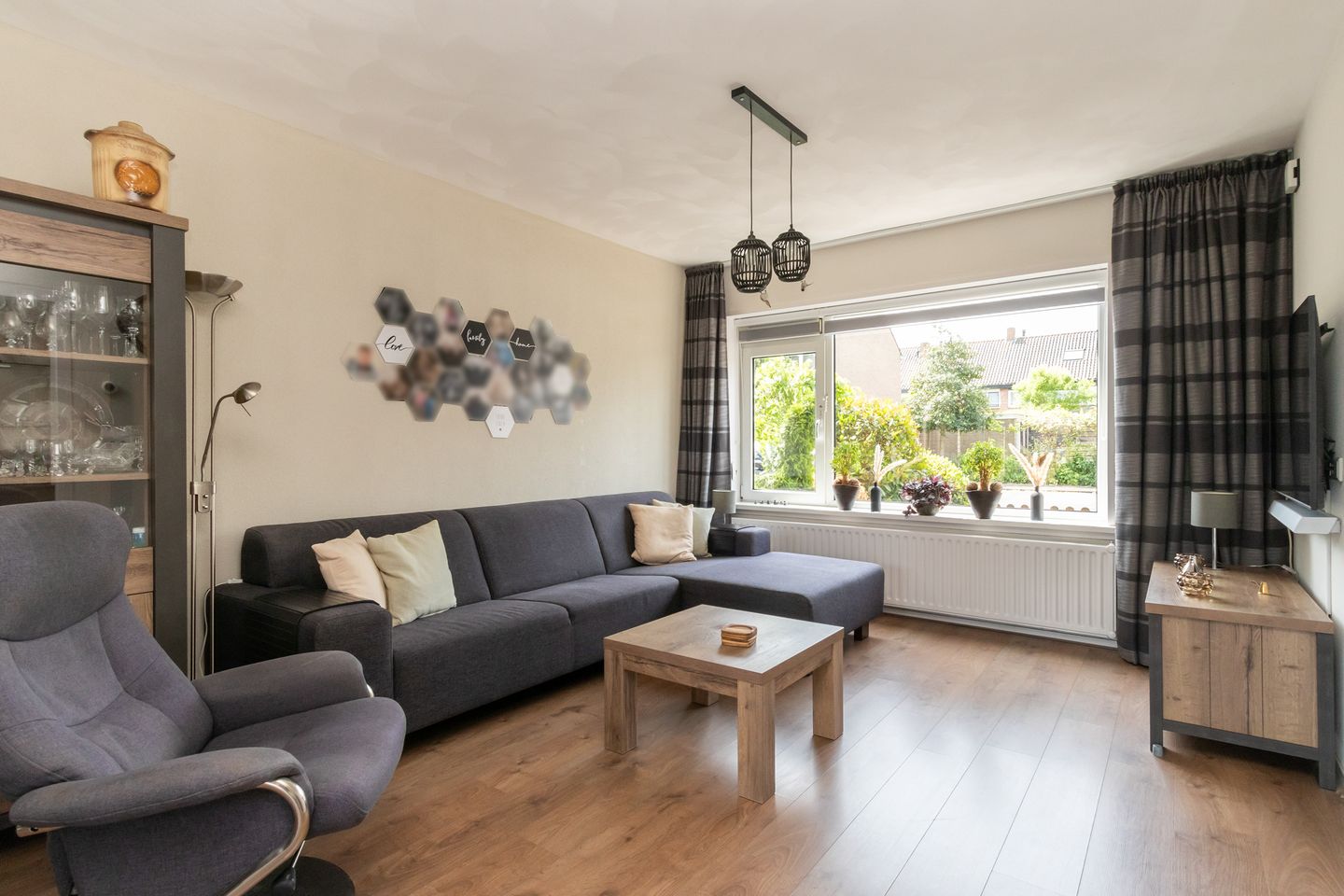 Photo 4 of Eslaan 16