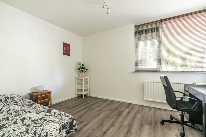 Foto 34 van Opaalstraat 283