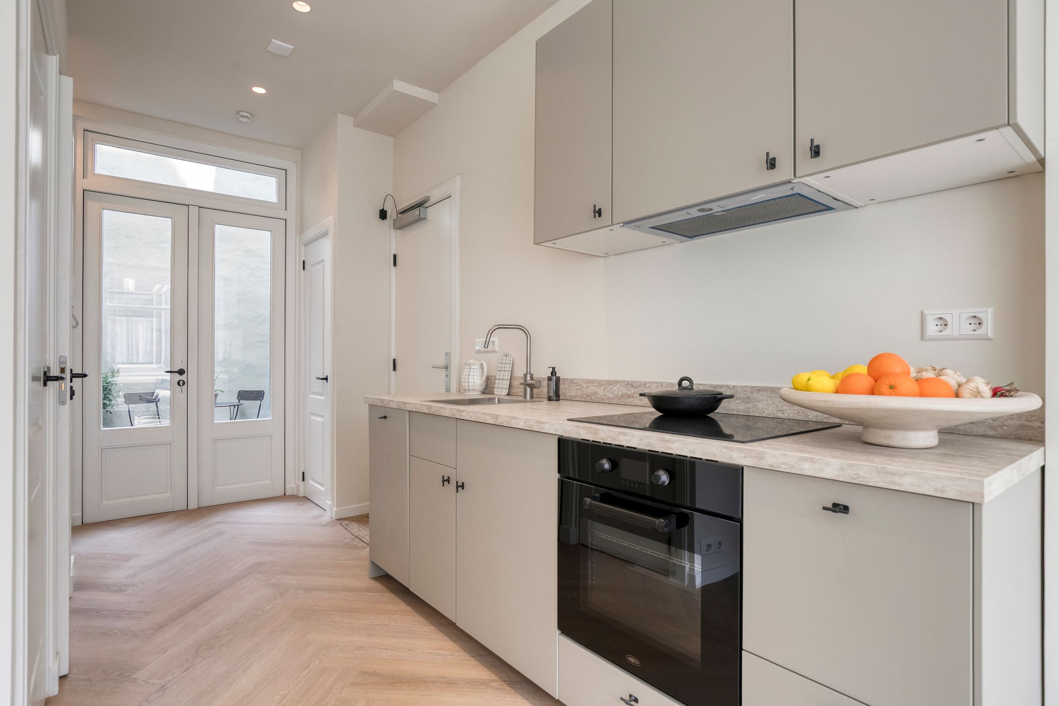 Foto 9 van Haarlemmerstraat 144-A