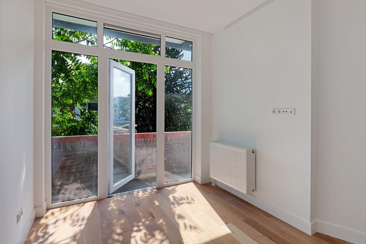 Photo 14 of Hoog Buurlostraat 48