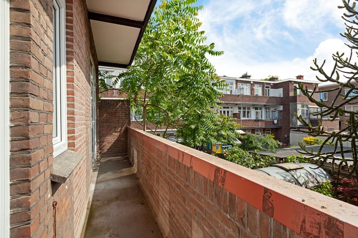 Photo 15 of Hoog Buurlostraat 48