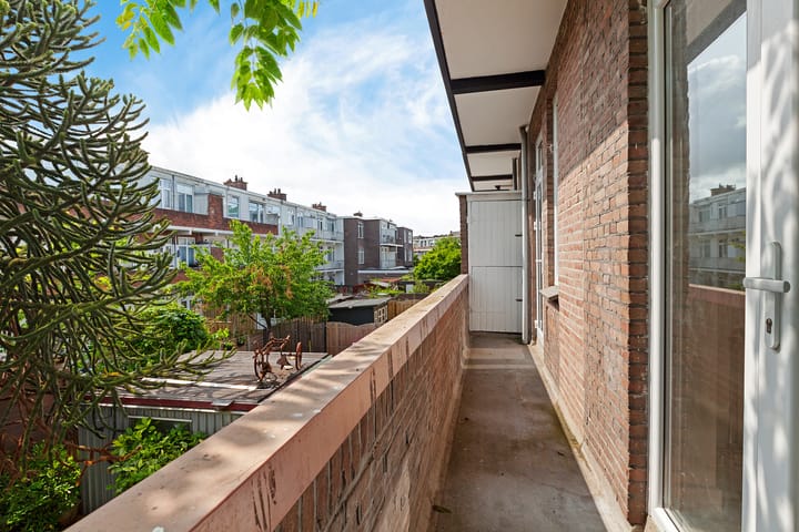 Photo 17 of Hoog Buurlostraat 48