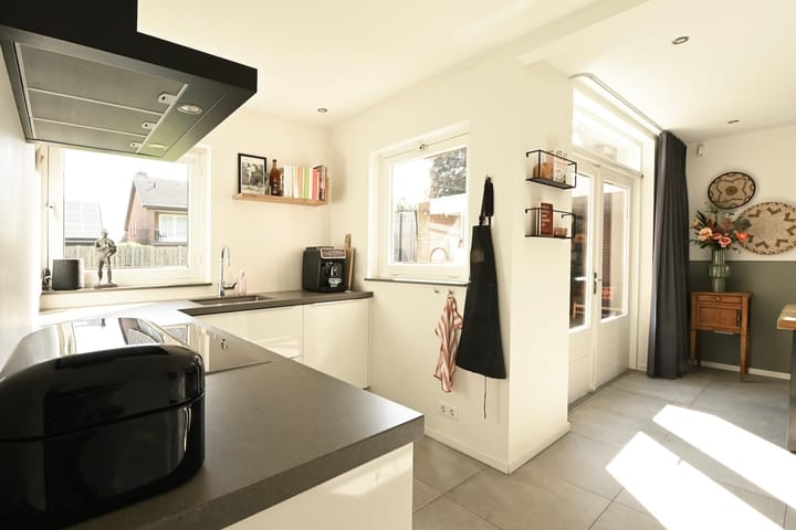 Photo 12 of Severinusstraat 21