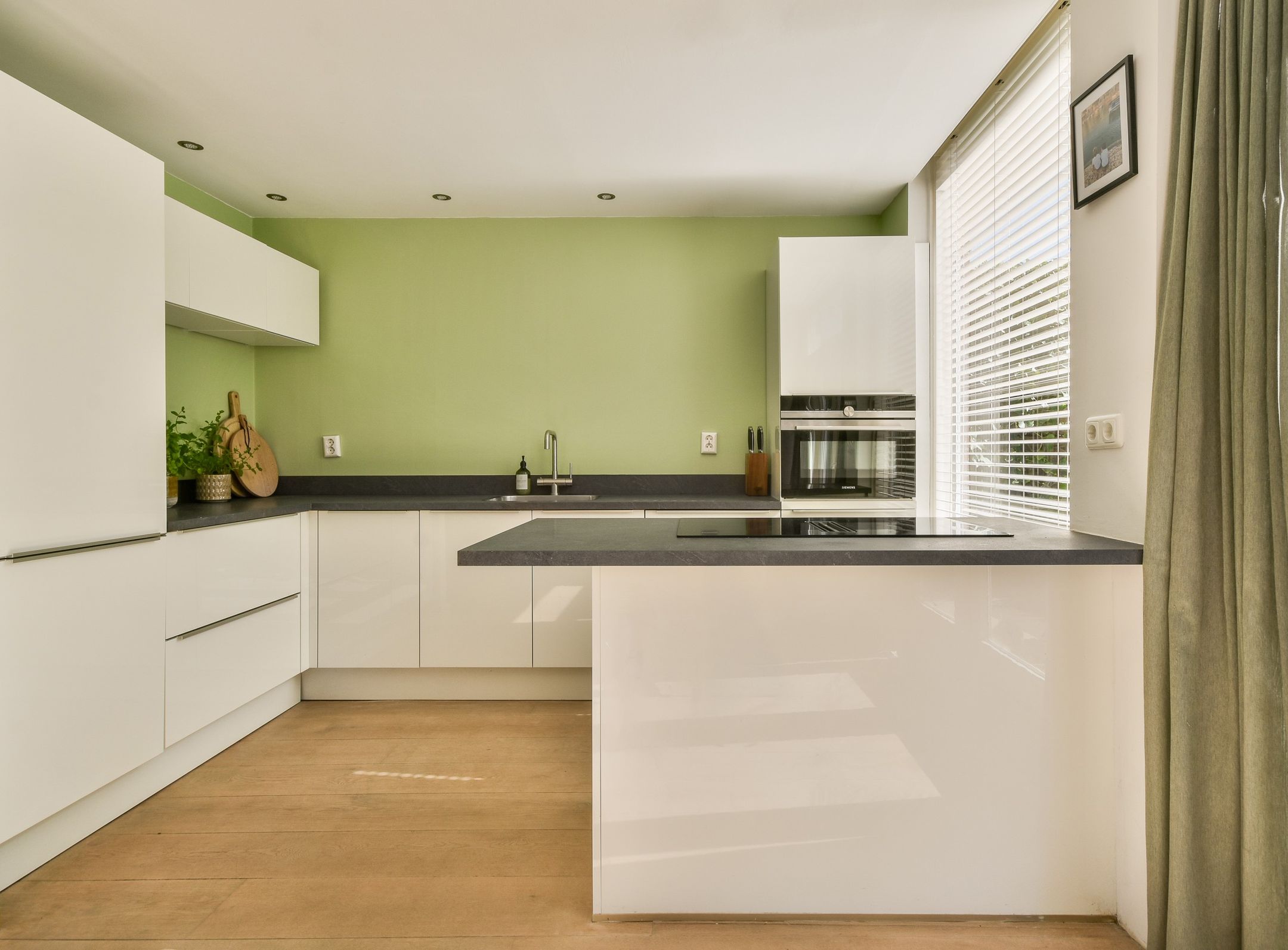 Foto 9 van Pascalstraat 66