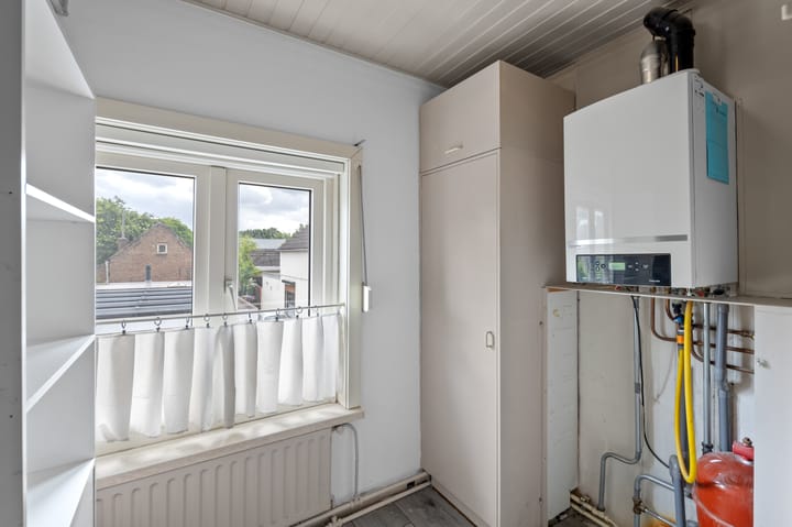 Photo 29 of Hendrikstraat 10