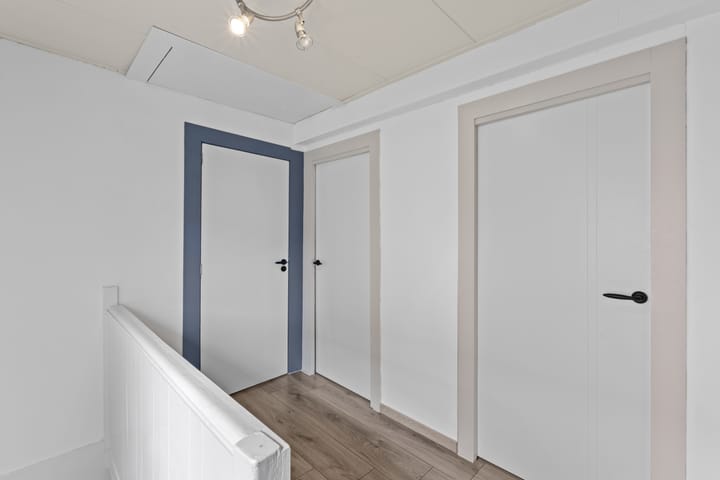 Photo 30 of Hendrikstraat 10