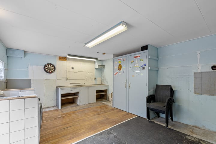 Photo 32 of Hendrikstraat 10