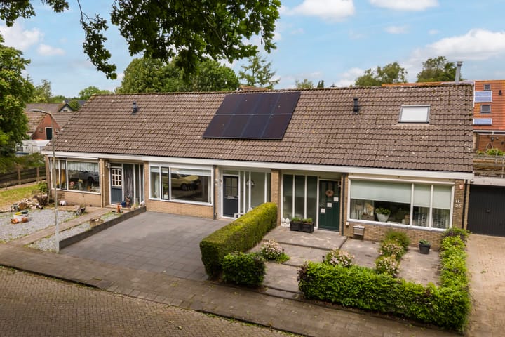 Foto 2 van Ophuystrawei 23