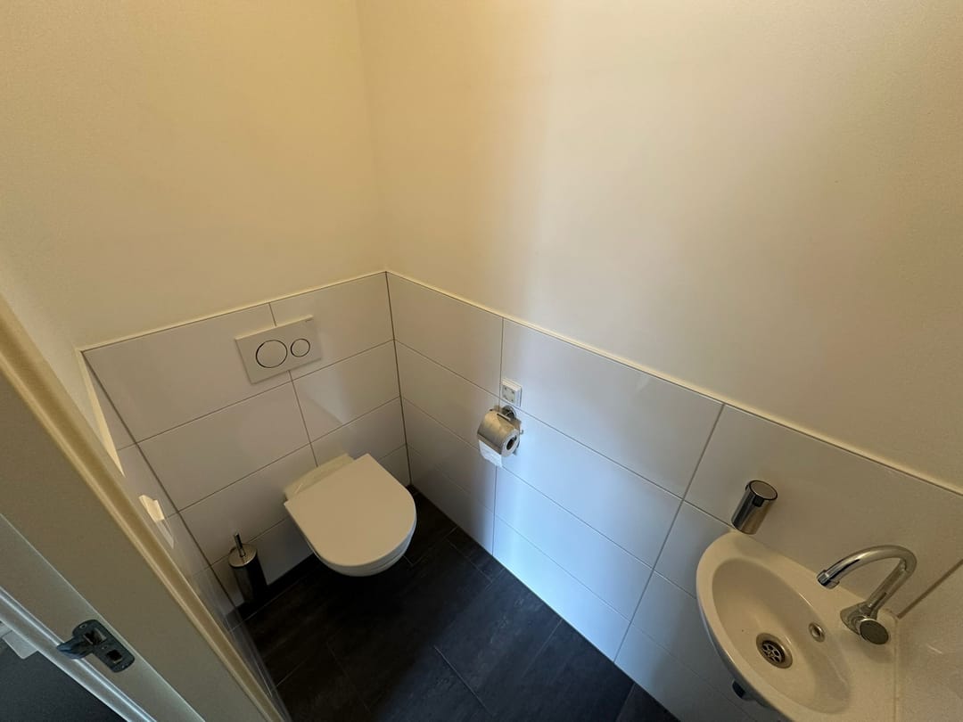 Photo 7 of Raadhuisstraat 18-I