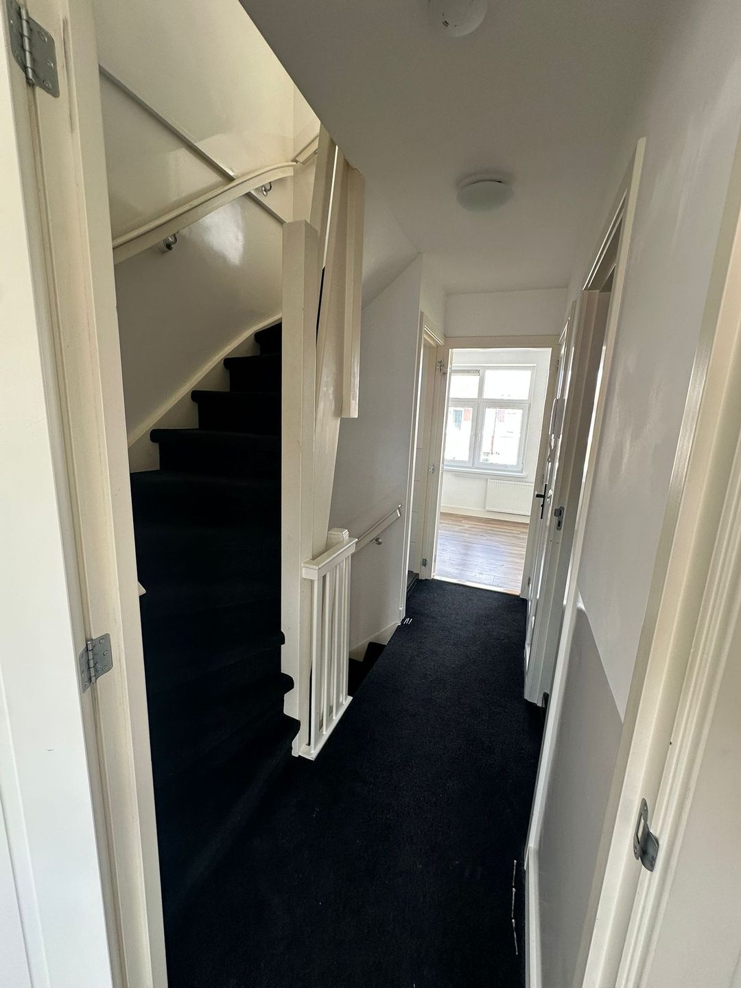 Photo 8 of Raadhuisstraat 18-I