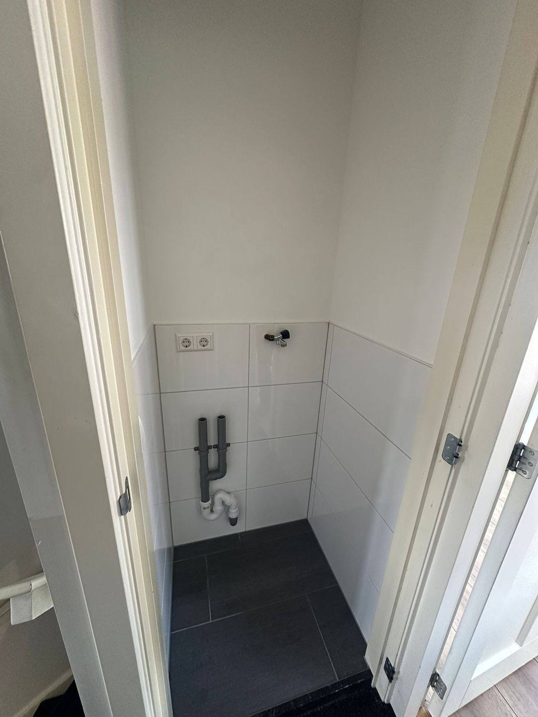 Photo 11 of Raadhuisstraat 18-I