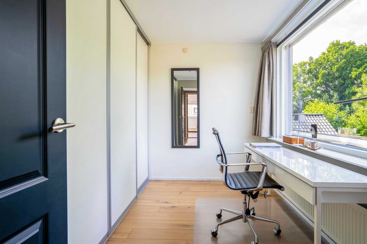 Foto 22 van Middenlaan 27