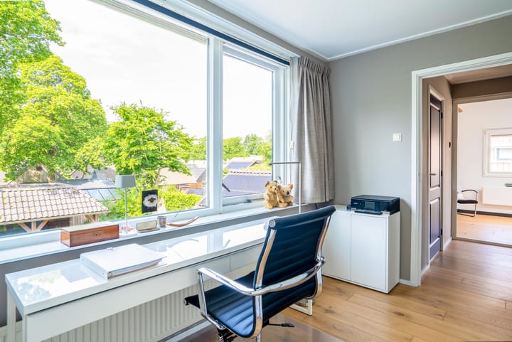 Foto 23 van Middenlaan 27