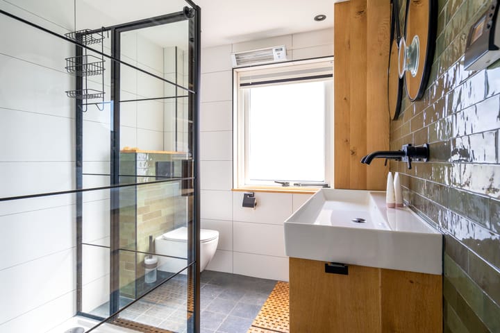 Foto 24 van Middenlaan 27