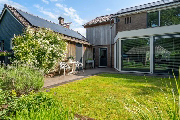 Foto 36 van Middenlaan 27