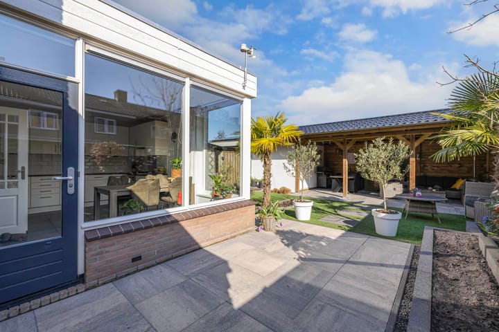 Foto 31 van Drostlaan 127