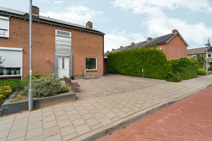 Photo 45 of Hövelstraat 2