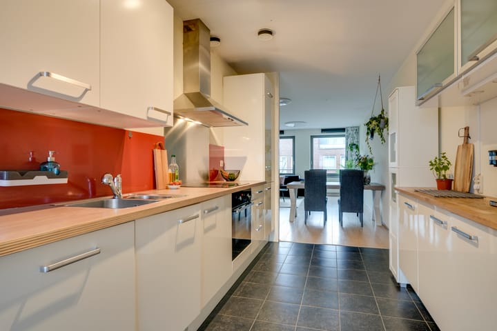 Photo 3 of Waalstraat 166-B