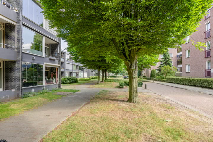 Foto 16 van Lidwinahof 65