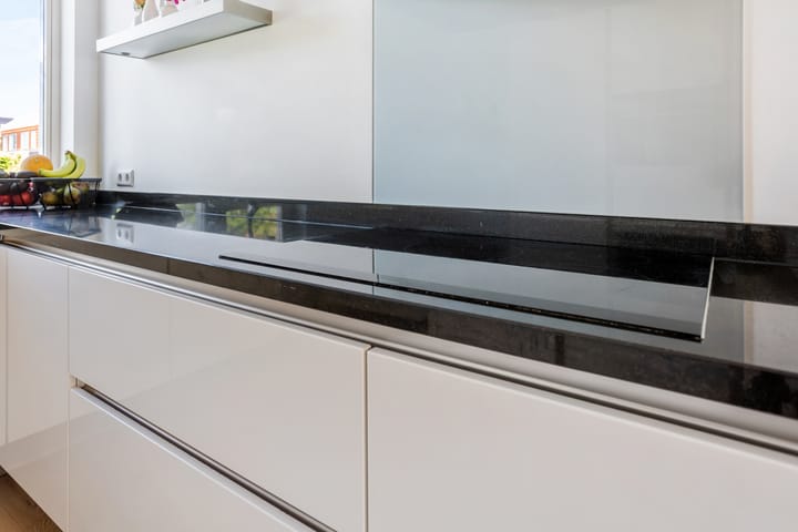 Foto 11 van Corsica 46