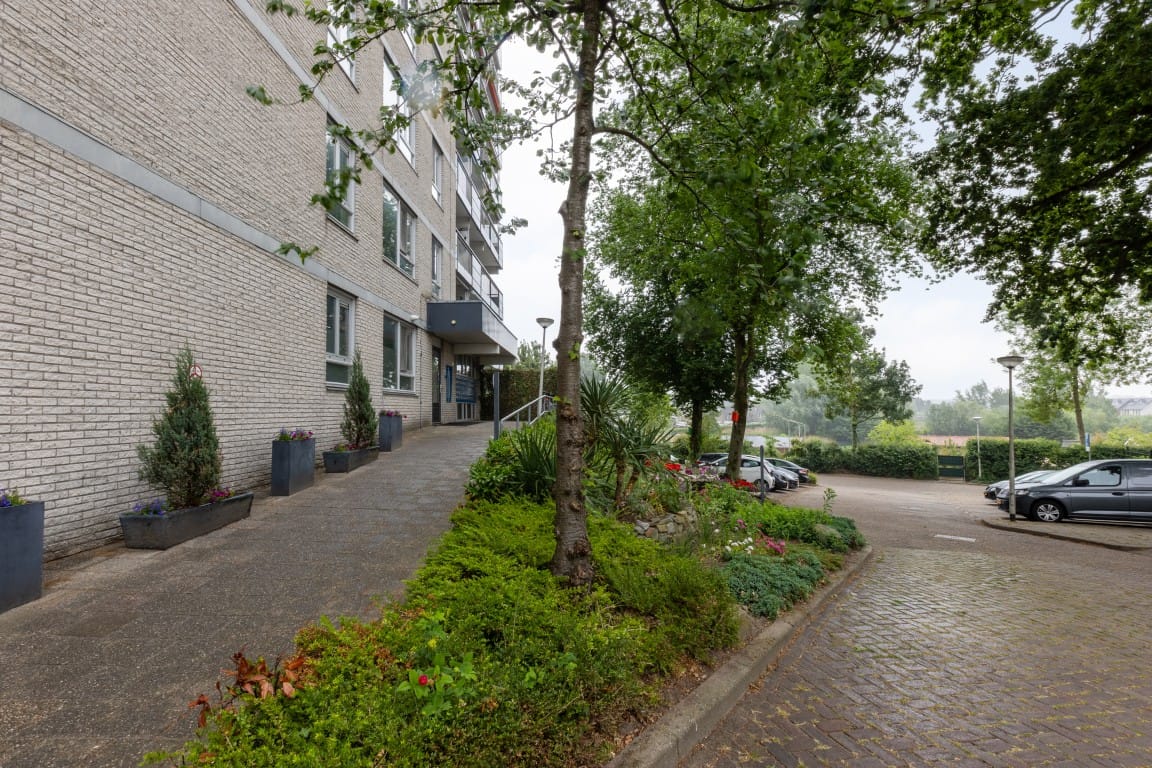 Photo 25 of Benedenbaantje 58