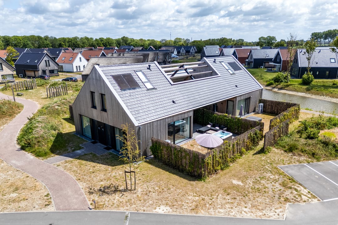 Foto 1 van Lampsinsdijk 8-111