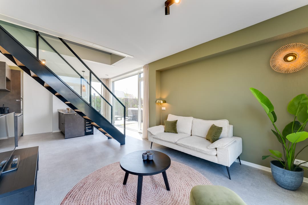 Foto 2 van Lampsinsdijk 8-111