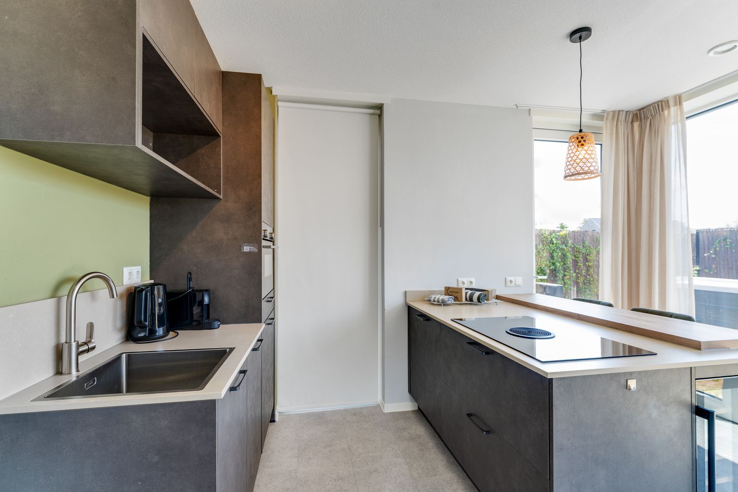 Foto 14 van Lampsinsdijk 8-111