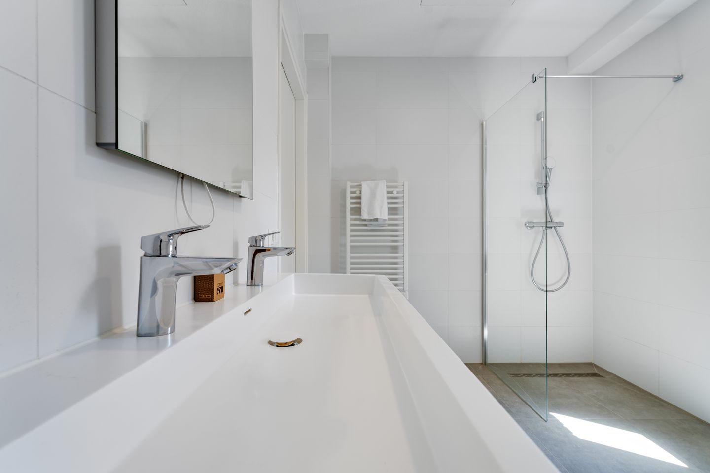 Foto 19 van Lampsinsdijk 8-111