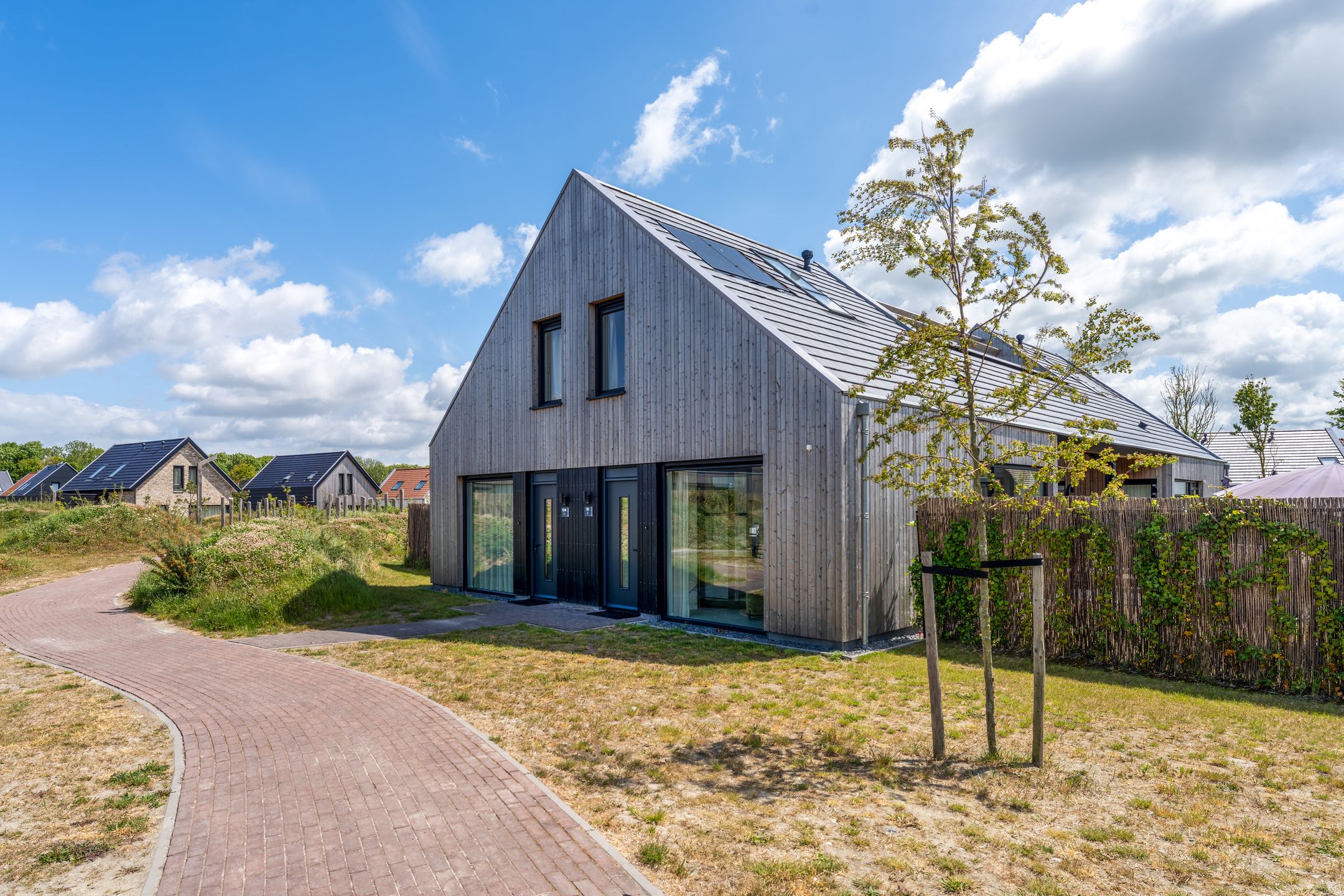 Foto 24 van Lampsinsdijk 8-111