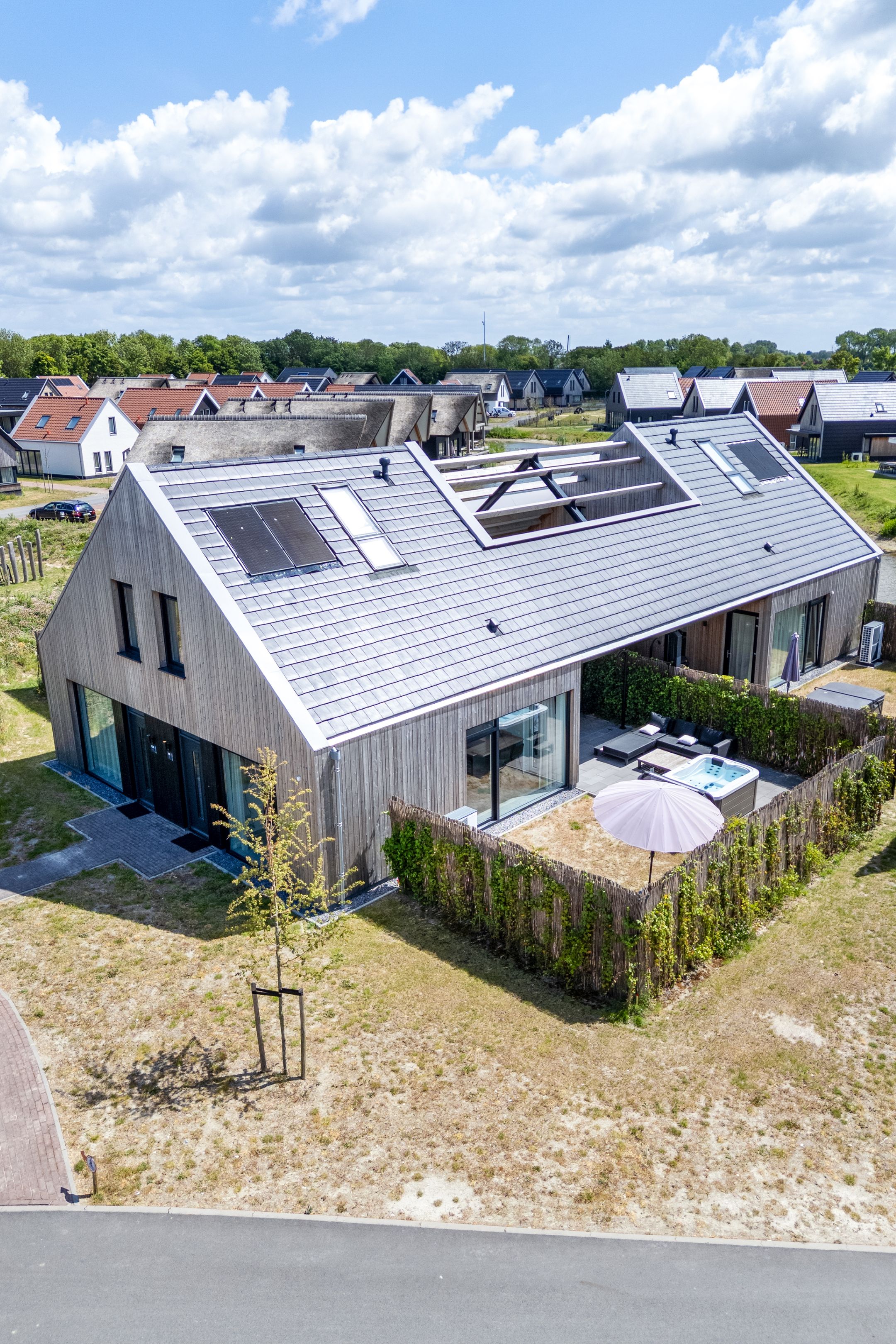 Foto 27 van Lampsinsdijk 8-111