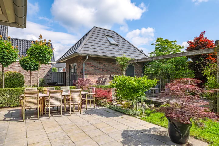 Photo 6 of Wageningsestraat 2-A