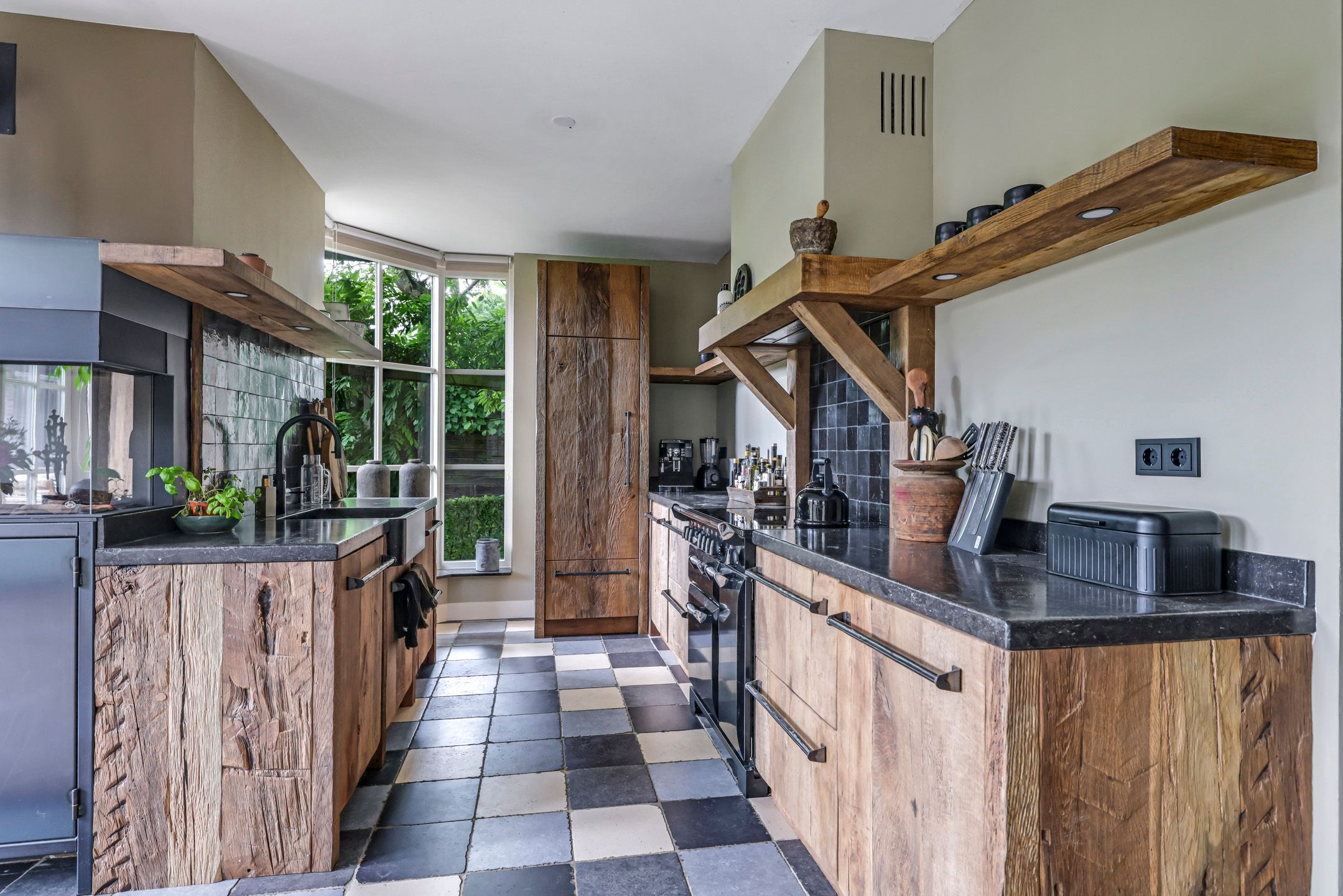 Photo 24 of Wageningsestraat 2-A