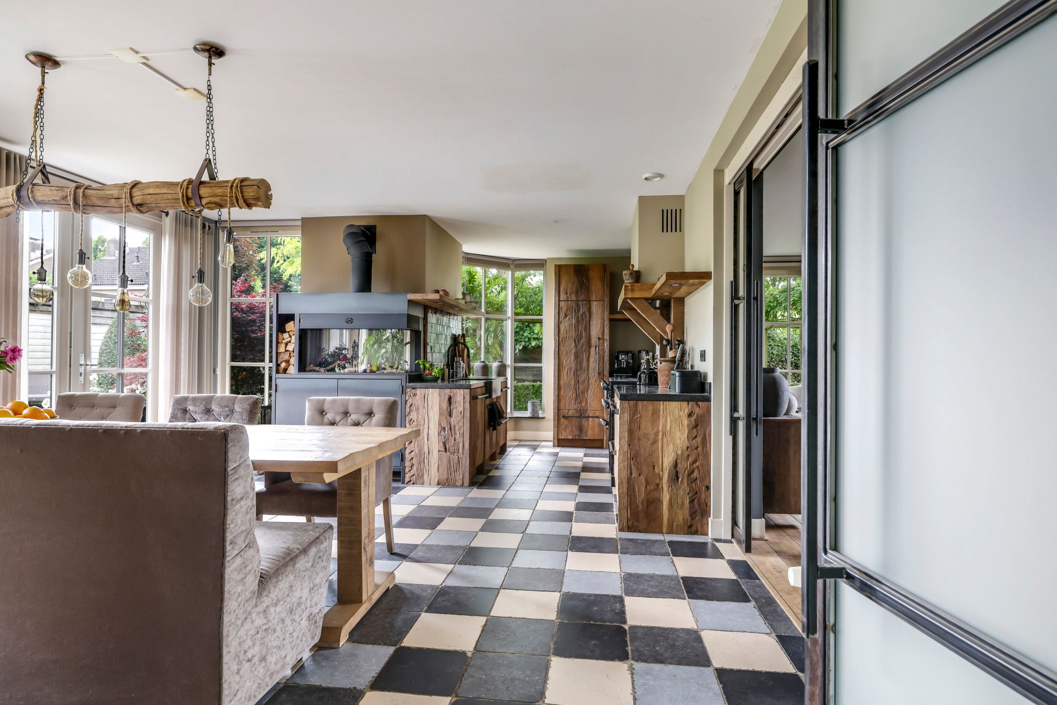 Photo 39 of Wageningsestraat 2-A