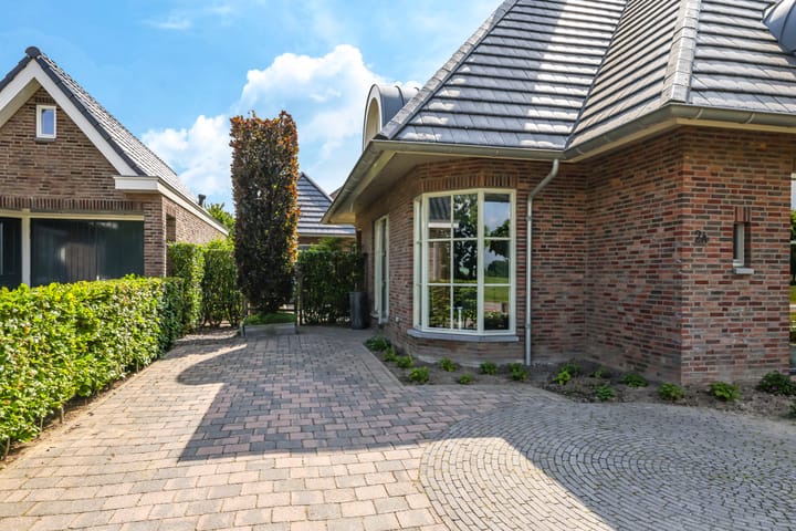 Photo 98 of Wageningsestraat 2-A