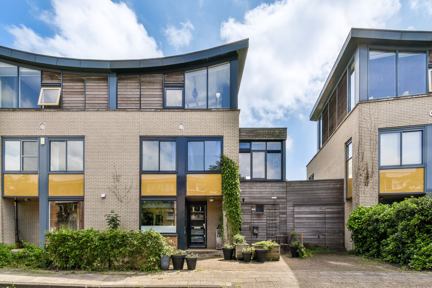 Foto 1 van Spyridon Louisweg 103