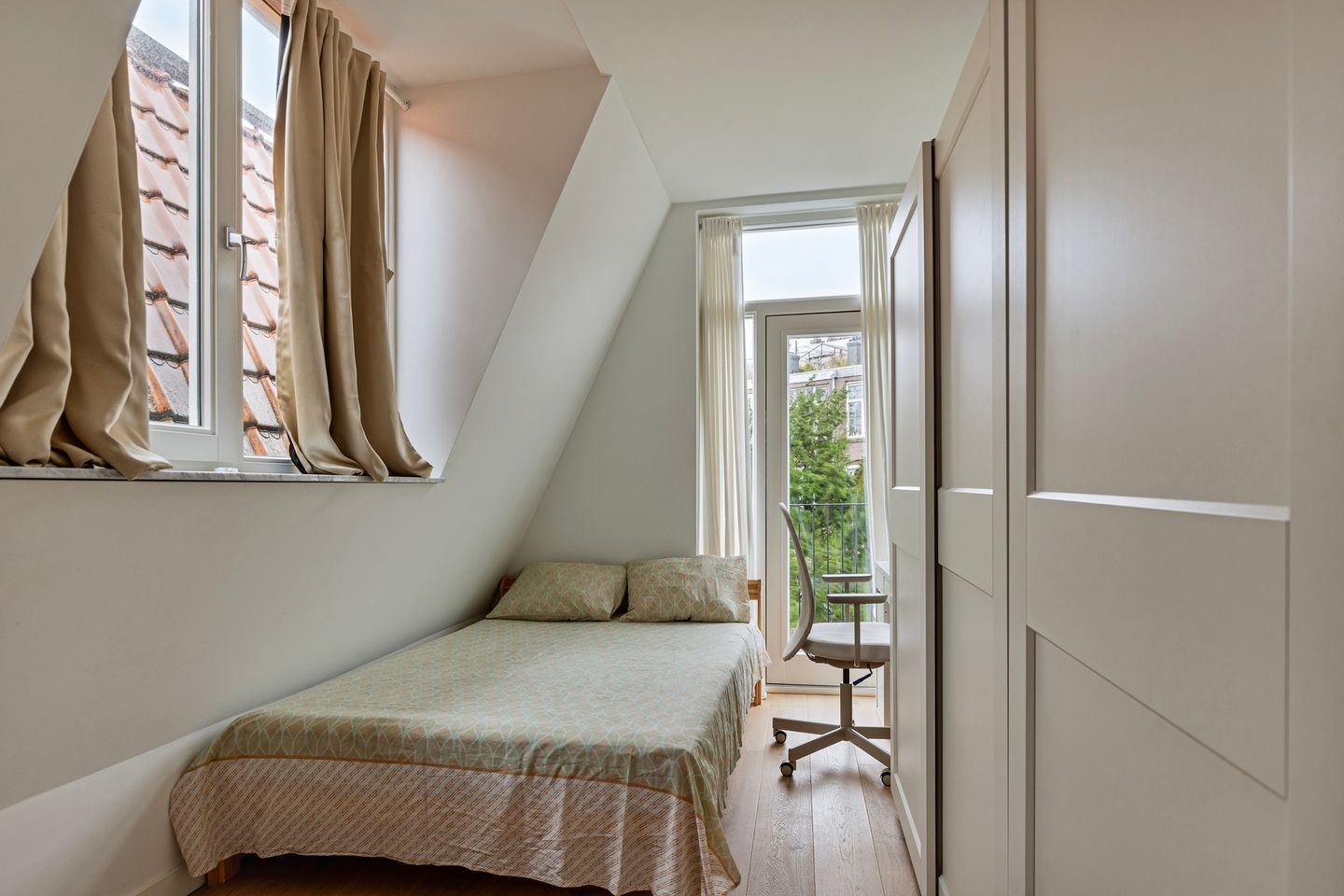 Foto 25 van Heemraadssingel 82-C