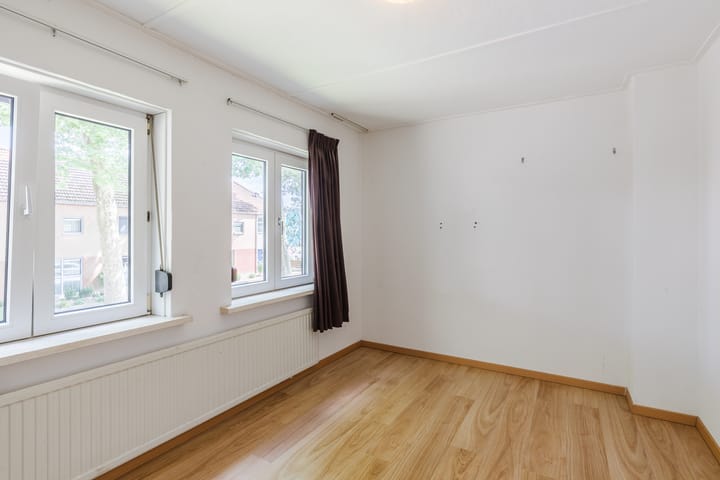 Photo 24 of Anemonenstraat 13