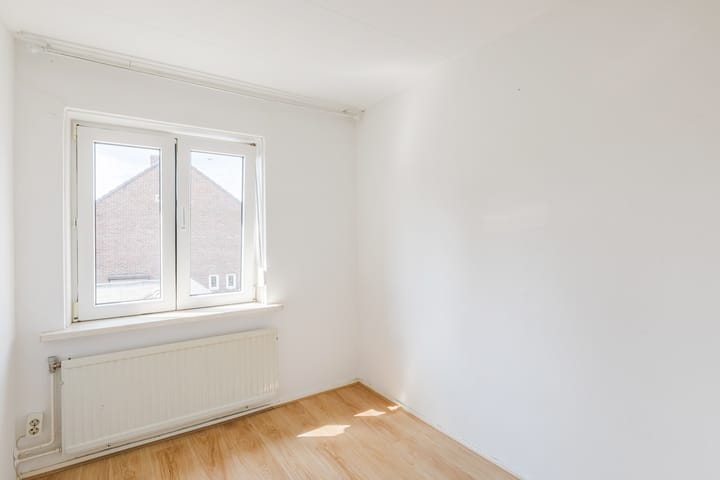 Photo 26 of Anemonenstraat 13