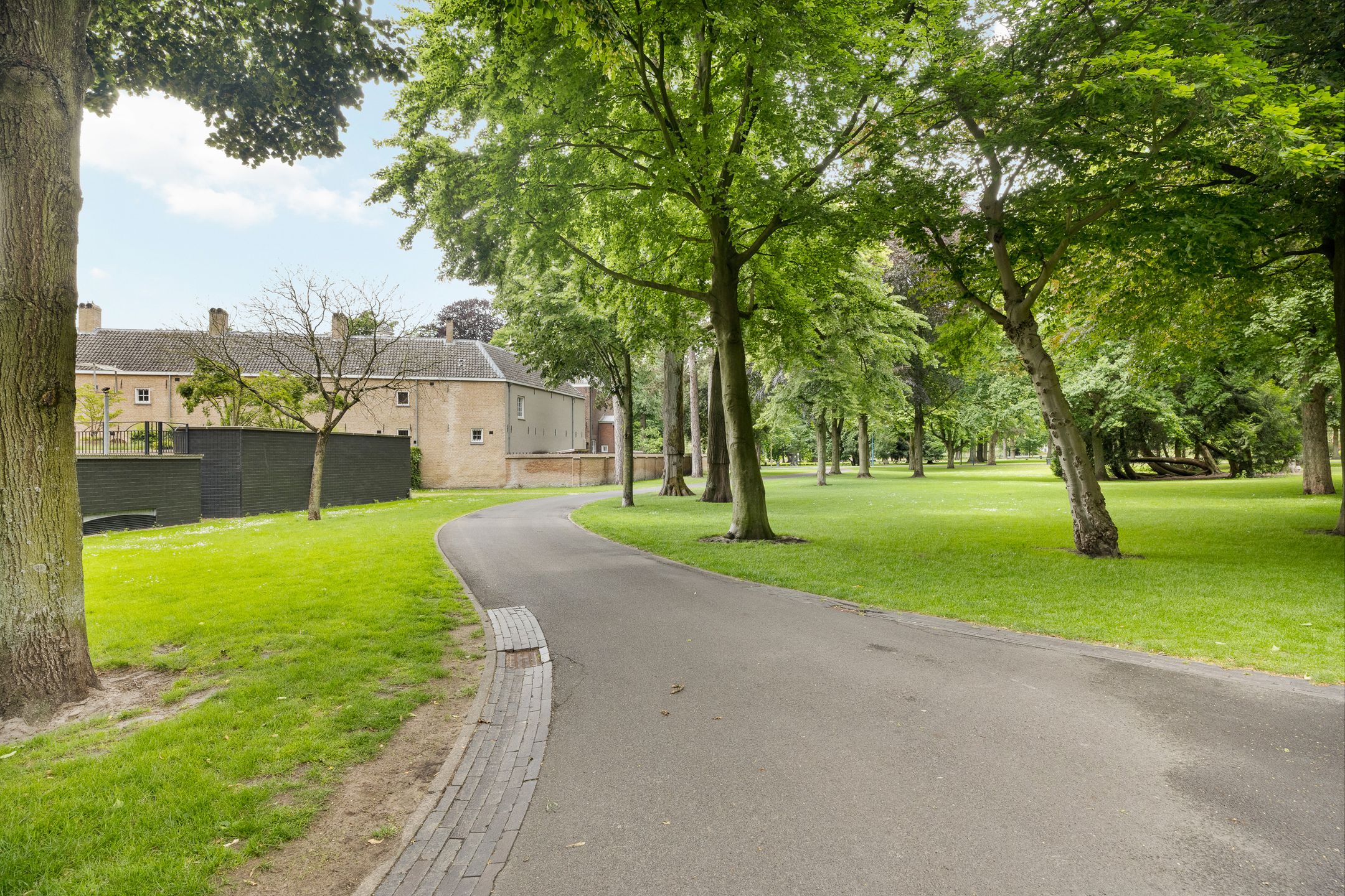 Foto 27 van J.F. Kennedylaan 8