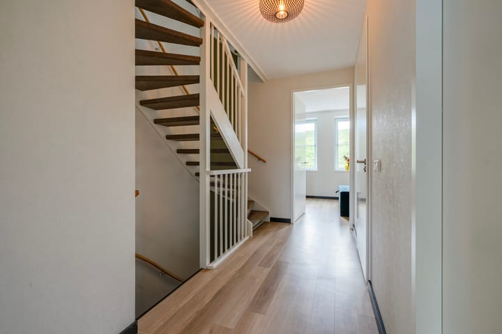 Foto 20 van Pluis 16