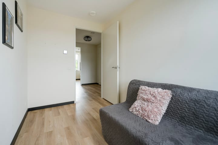 Foto 38 van Pluis 16