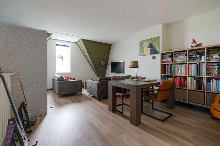 Foto 43 van Pluis 16