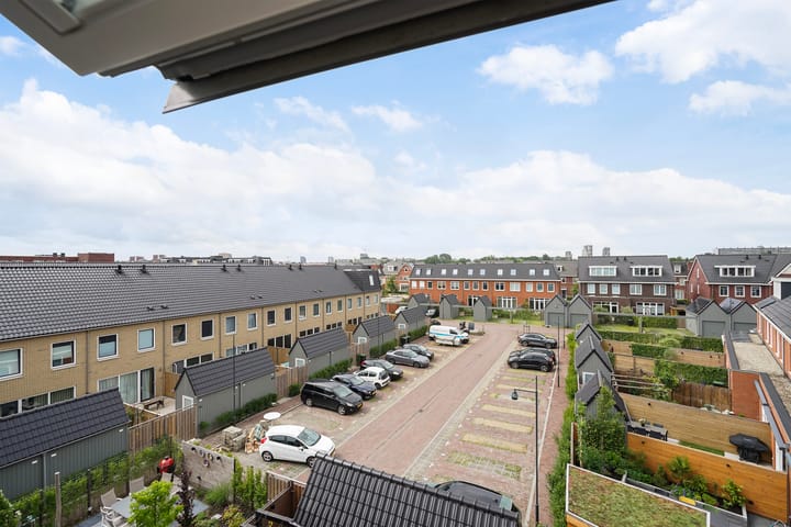 Foto 55 van Pluis 16