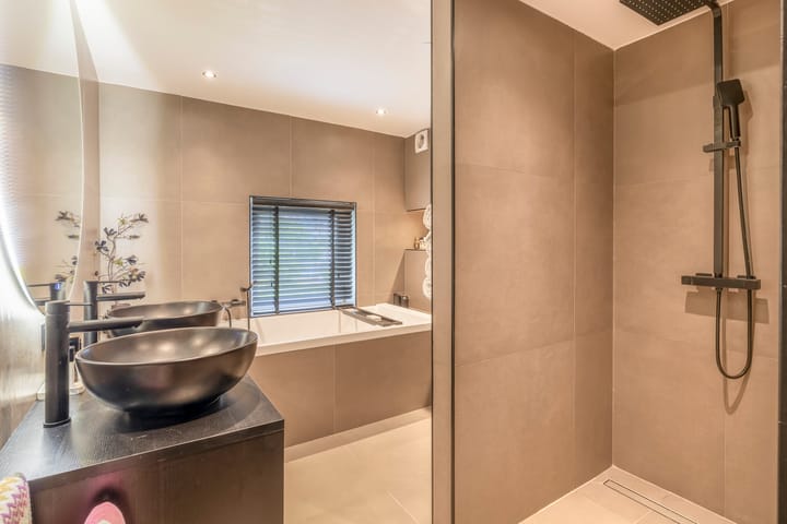 Foto 4 van Plutostraat 12