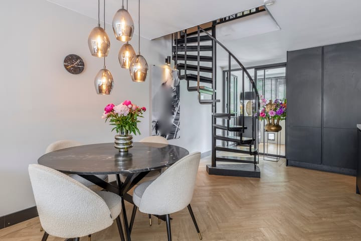 Foto 15 van Plutostraat 12