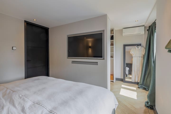 Foto 36 van Plutostraat 12